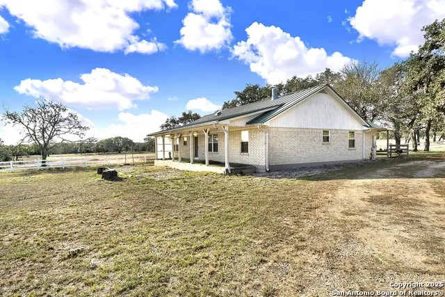 16103 State Highway 16 N Medina, TX 78055